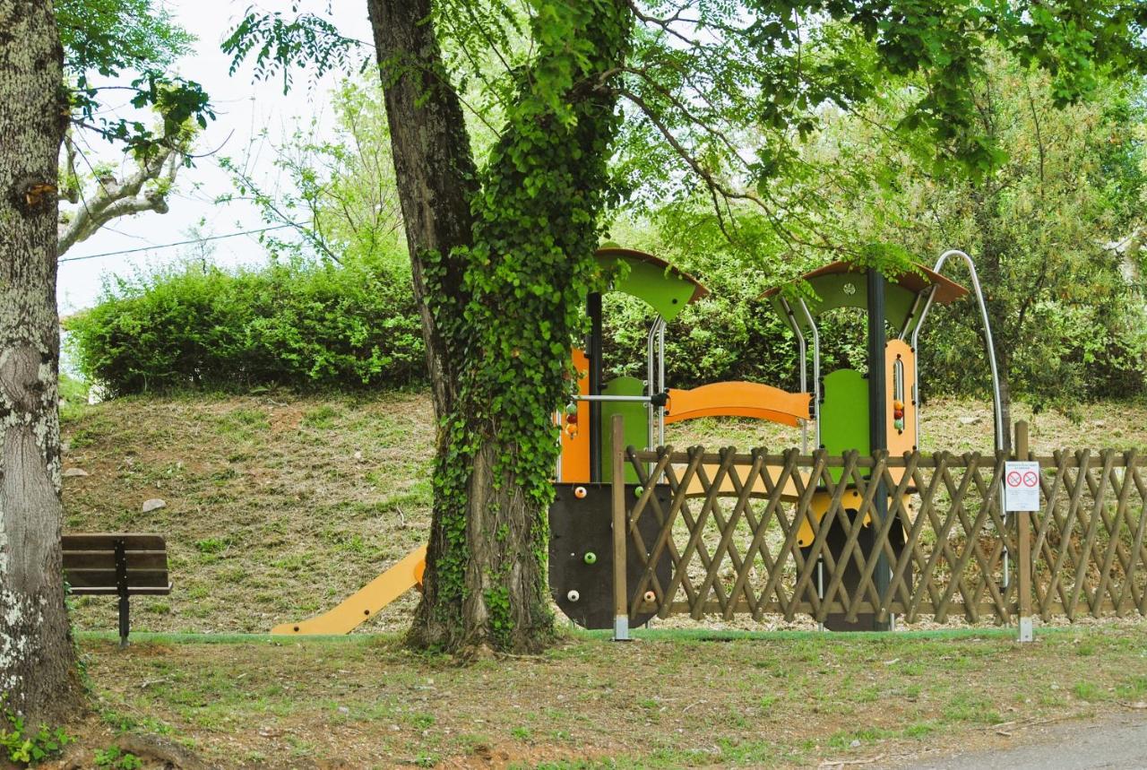 Le Domaine Des Cazelles By Ateya Vacances Cajarc Exterior photo